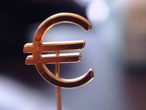 Euro Bölgesinde ekonomik faaliyet yavaşladı