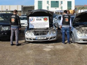 Lüks cip ve otomobiller gümrüğe takıldı