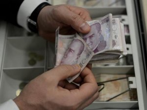 Dolar 3.90'a dayandı, Merkez Bankası devreye girdi