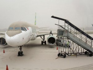 Shiveluch Yanardağı'nın faaliyete geçmesi nedeniyle uçuşlar iptal edildi