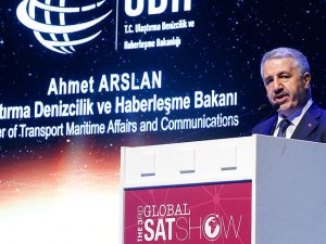 Türksat 5A ve 5B uyduları için imzalar atıldı
