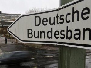 Bundesbank'tan 'risk' uyarısı
