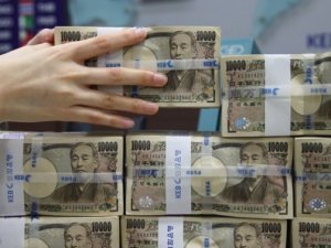 Hazine, 10 yıllık yen cinsi tahvil ihracından vazgeçti