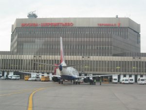 Moskova'da 100'den fazla uçuş iptal edildi