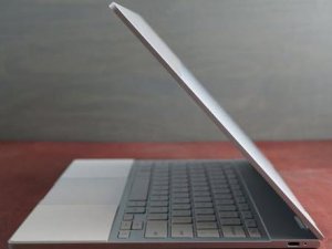 Laptoplarda yeni dönem: Kapağı otomatik açılacak