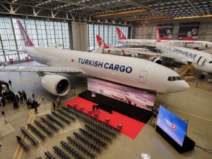 THY, ilk Boeing 777 kargo uçağını teslim aldı