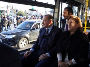 Recep Tayyip Erdoğan elektrikli otobüsle yolculuk yaptı
