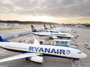 Ryanair'de görevli sendika üyesi pilotlar greve hazırlanıyor