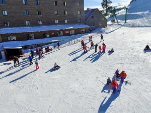 Kartalkaya Kayak Merkezindeki otellerde doluluk yüzde 100'e ulaştı