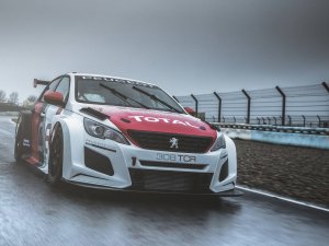 Peugeot 308 TCR, parkura çıkmaya hazır