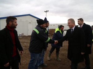 Sivas Valisi Davut Gül, Sivas-Erzincan Yüksek Hızlı Tren Projesi'nin şantiyesini ziyaret etti