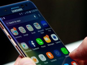 Samsung akıllı telefonlara FM radyo geliyor