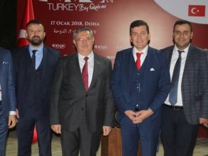 Türk şirketleri Katar'a çıkarma yaptı