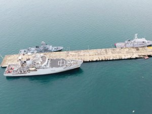 NATO savaş gemileri Sinop Limanı'na demir attı