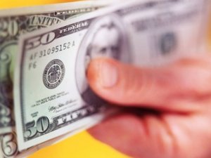 Dolar/TL güne düşüşle başladı