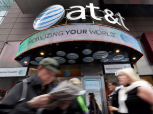 AT&T'nin kârında 8 kat artış yaşandı