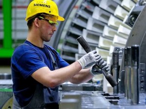 Almanya'da sanayi üretimi aralıkta azaldı