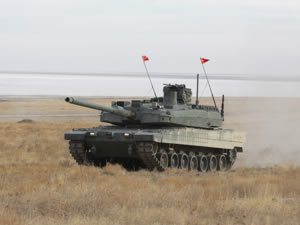 Otokar, Altay Tankı seri üretimi ihalesi için son teklifini sundu