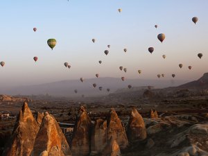 Kapadokya'yı 329 bin turist kuş bakışı izledi