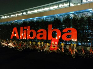 Alibaba, istihdamı durdurdu