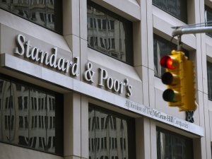 S&P, Türkiye'nin kredi notunu düşürdü