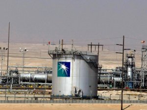 Saudi Aramco ABD petrolünün peşinde