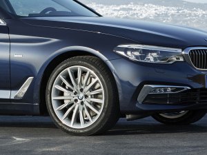 BMW 5 serisinin orijinal  lastik ekimanı Goodyear oldu