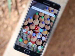 Samsung Galaxy J8 tanıtım öncesi sızdırıldı