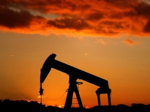 Petrol, 64.40 dolardan işlem görüyor