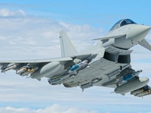 Suudi Arabistan İngiltere'den 48 savaş uçağı alıyor