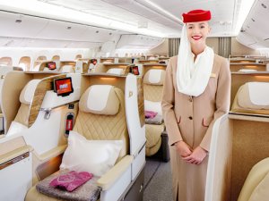 Emirates, Boeing 777 uçağındaki yeni Business Class koltuklarını tanıttı