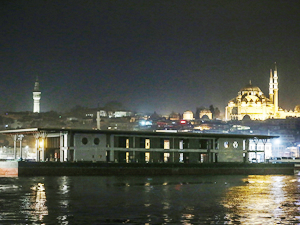 Karaköy'ün yeni iskelesi Haliç'e çekildi