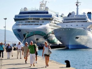 Antalya, 1 milyon kruvaziyer turisti hedefliyor