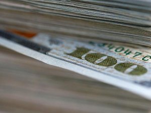 Dolar/TL güne düşüşle başladı