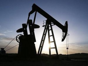 Brent petrolün varil fiyatı 70.04 dolar