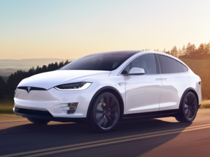 Tesla olası kazalara karşı yeni bir sistem geliştiriyor
