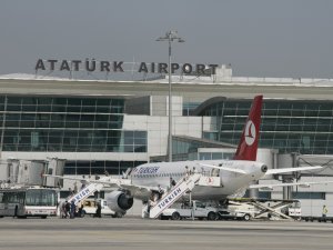 Atatürk Havalimanı'ndan 2017'de 2 milyon ton yük taşındı