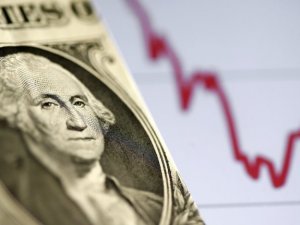 Zayıf ABD verisi doları düşürdü