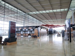Berlin Brandenburg Havalimanı 2020'de açılıyor