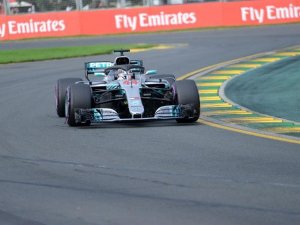 Formula 1 heyecanI Çin'de devam ediyor