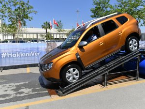 Yeni Duster Roadshow Türkiye’yi dolaşıyor