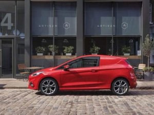 Ford Fiesta Van yenilendi