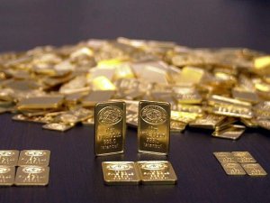 Altının gram fiyatı güne yatay seyirle başladı
