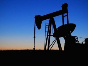 ABD'nin ticari ham petrol stokları beklenenden fazla arttı
