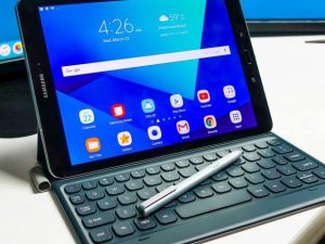 Samsung Galaxy Tab S4 göründü