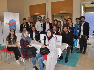 UTED'den IFTE'de Türk Kızılayı'na destek