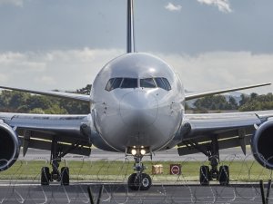 Petrol fiyatları havayolu şirketlerini zorluyor