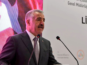 Ahmet Arslan: Liman Tek Pencere Sistemi'ni, hizmete sunacağız