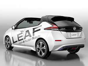 Nissan, yeni elektrikli aracı Leaf'i tanıttı