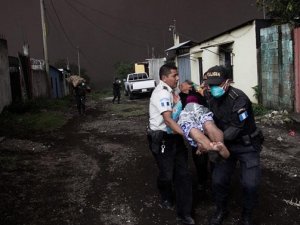 Guatemala'da yanardağ patladı: 25 ölü